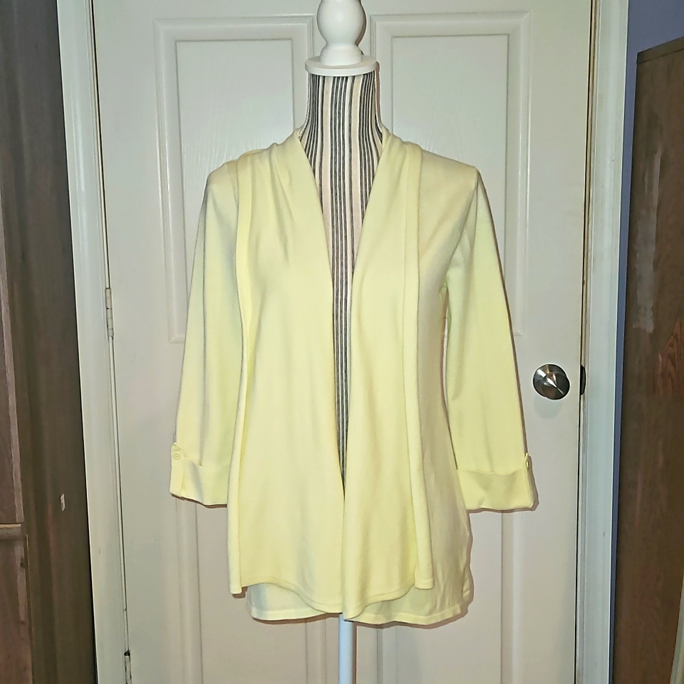 M Magaschoni Neriman Marcus Open Front Cascading Cardigan Size S Pastel Green
